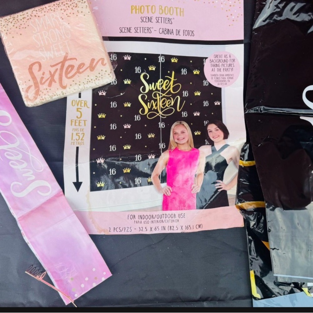 Sweet Sixteen Photo Booth Scene Setters